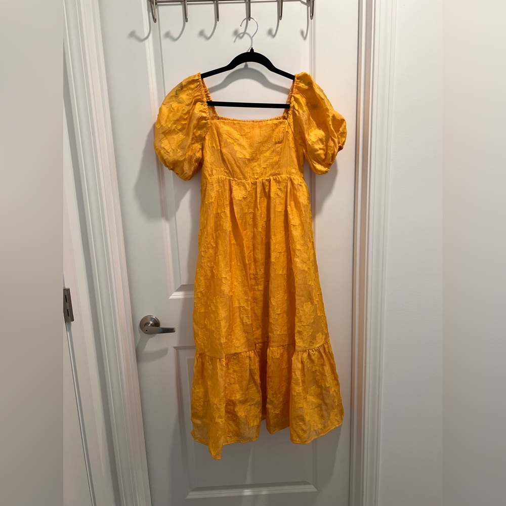 Entro Floral Dress Size Medium